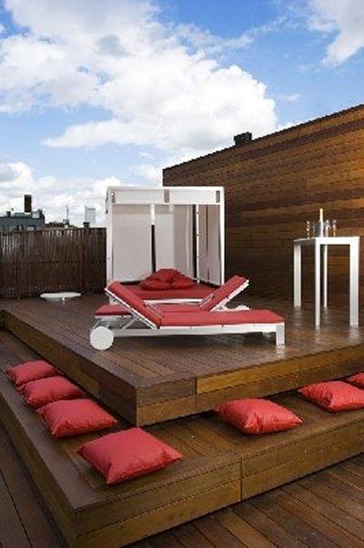 First Grims Grenka Hotel